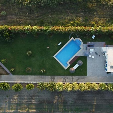Oasea Villa Tavronitis  Exterior photo