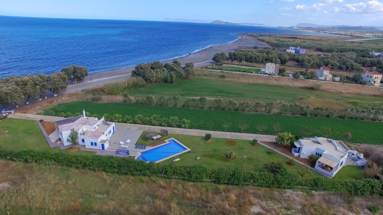 Oasea Villa Tavronitis  Exterior photo