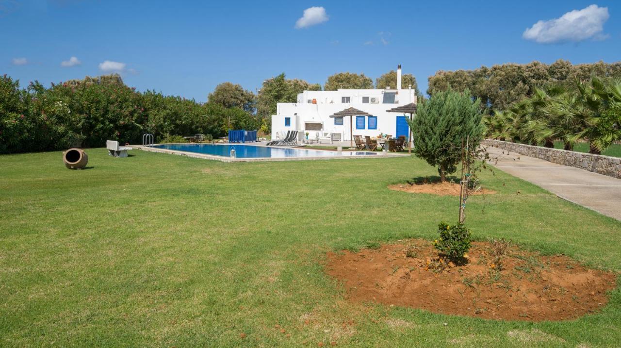 Oasea Villa Tavronitis  Exterior photo
