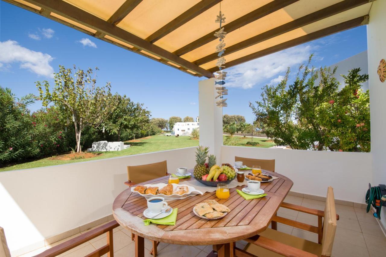 Oasea Villa Tavronitis  Exterior photo