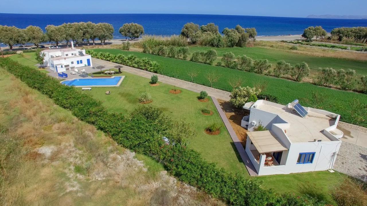 Oasea Villa Tavronitis  Exterior photo