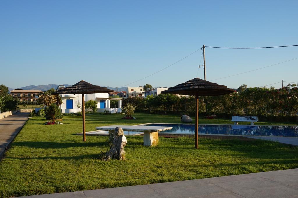 Oasea Villa Tavronitis  Exterior photo