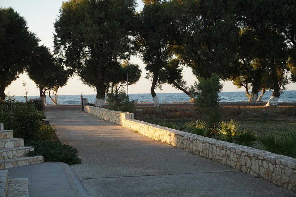 Oasea Villa Tavronitis  Exterior photo