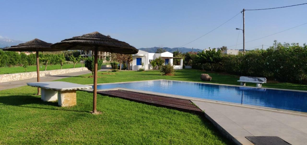 Oasea Villa Tavronitis  Exterior photo